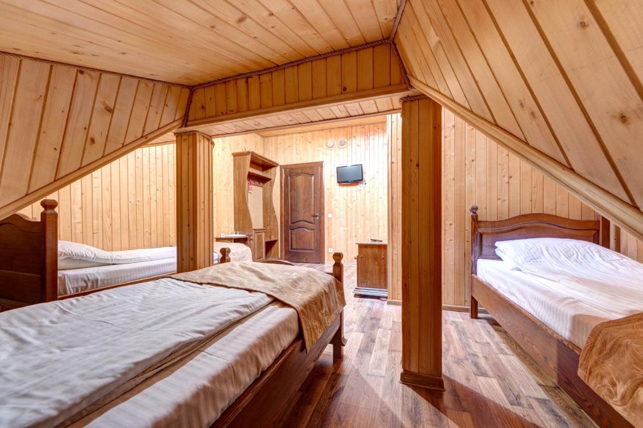 Milli & Jon Hotel Bukovel Exterior foto